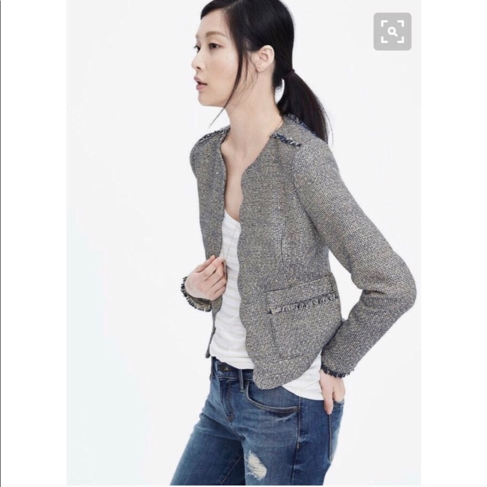 BR Scalloped Hem Blazer Jacket Collarless - Picture 2 of 7